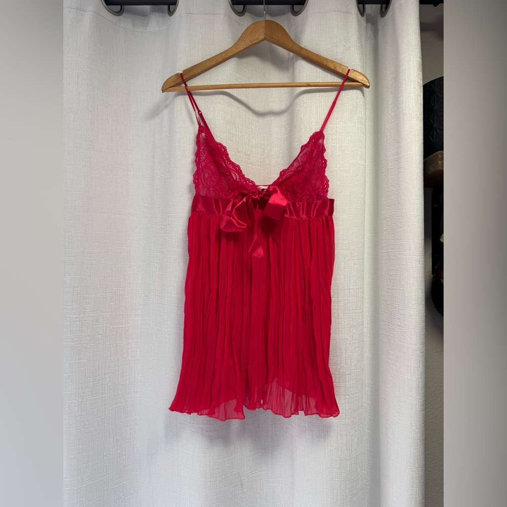 Victoria’s Secret Red/Magent Pink Lace Sheer Babydoll Nightie Lingerie Size S